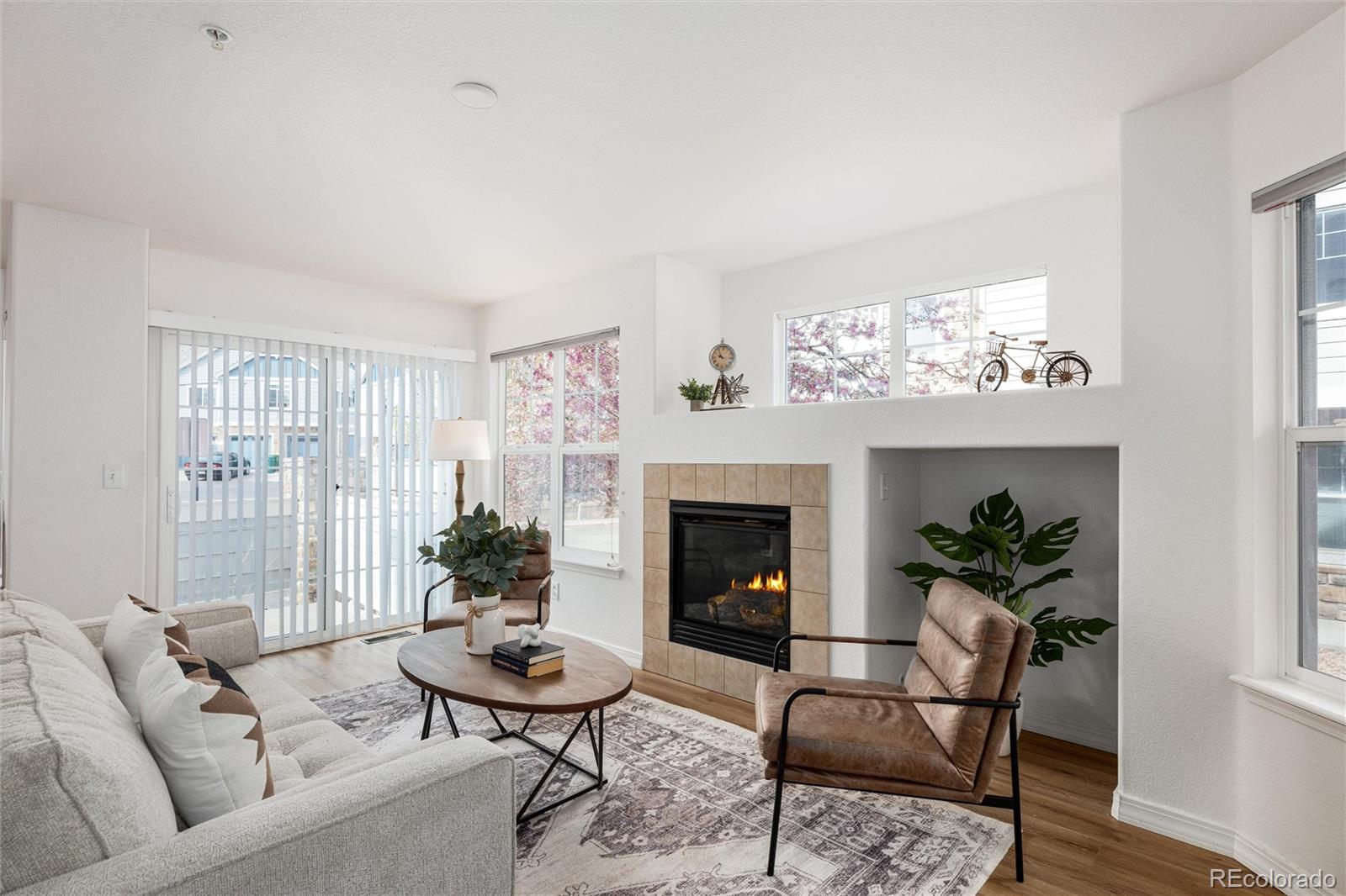 MLS Image #12 for 23501  alamo place,aurora, Colorado