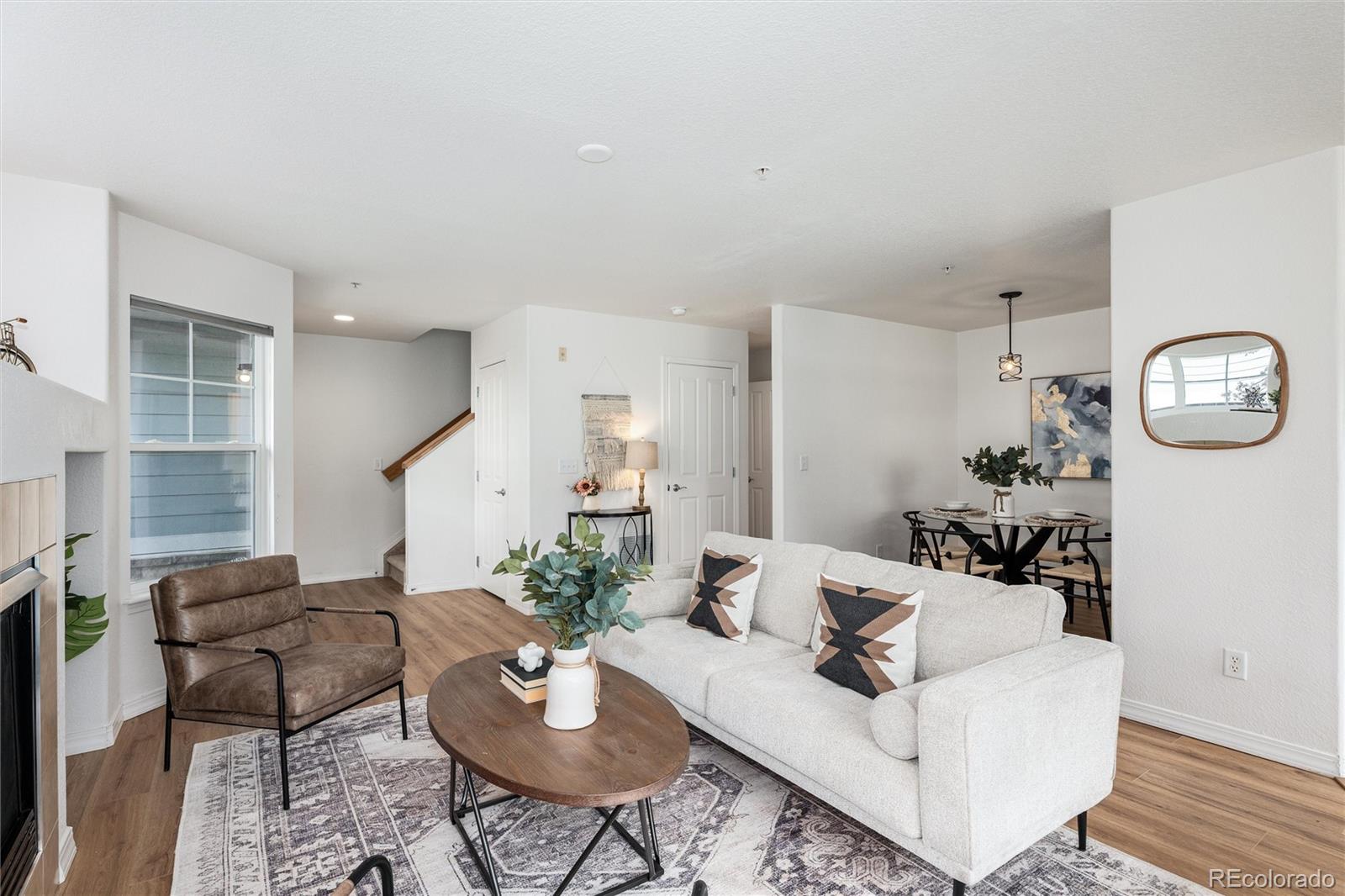 MLS Image #14 for 23501  alamo place,aurora, Colorado