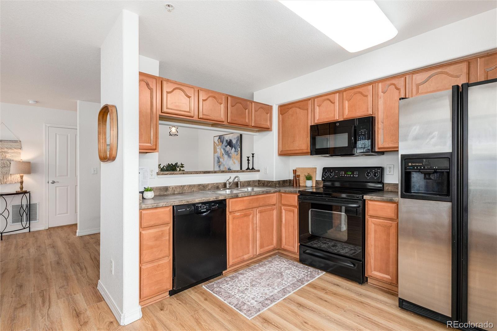 MLS Image #17 for 23501  alamo place,aurora, Colorado