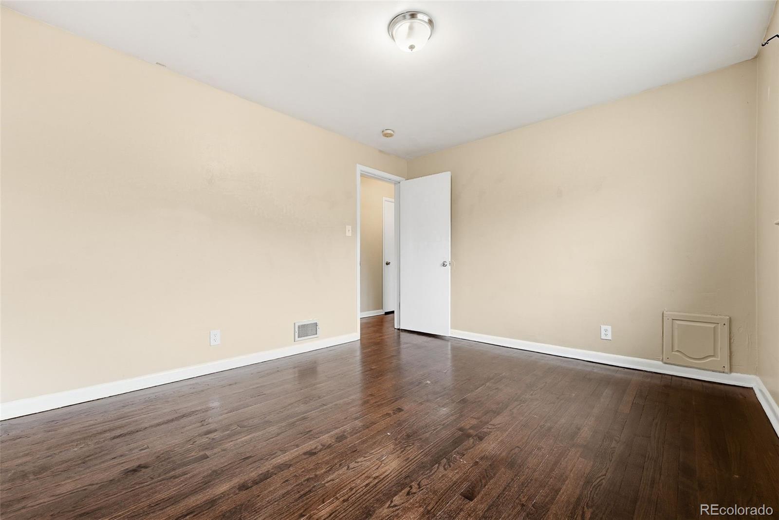 MLS Image #15 for 1717  clinton street,aurora, Colorado