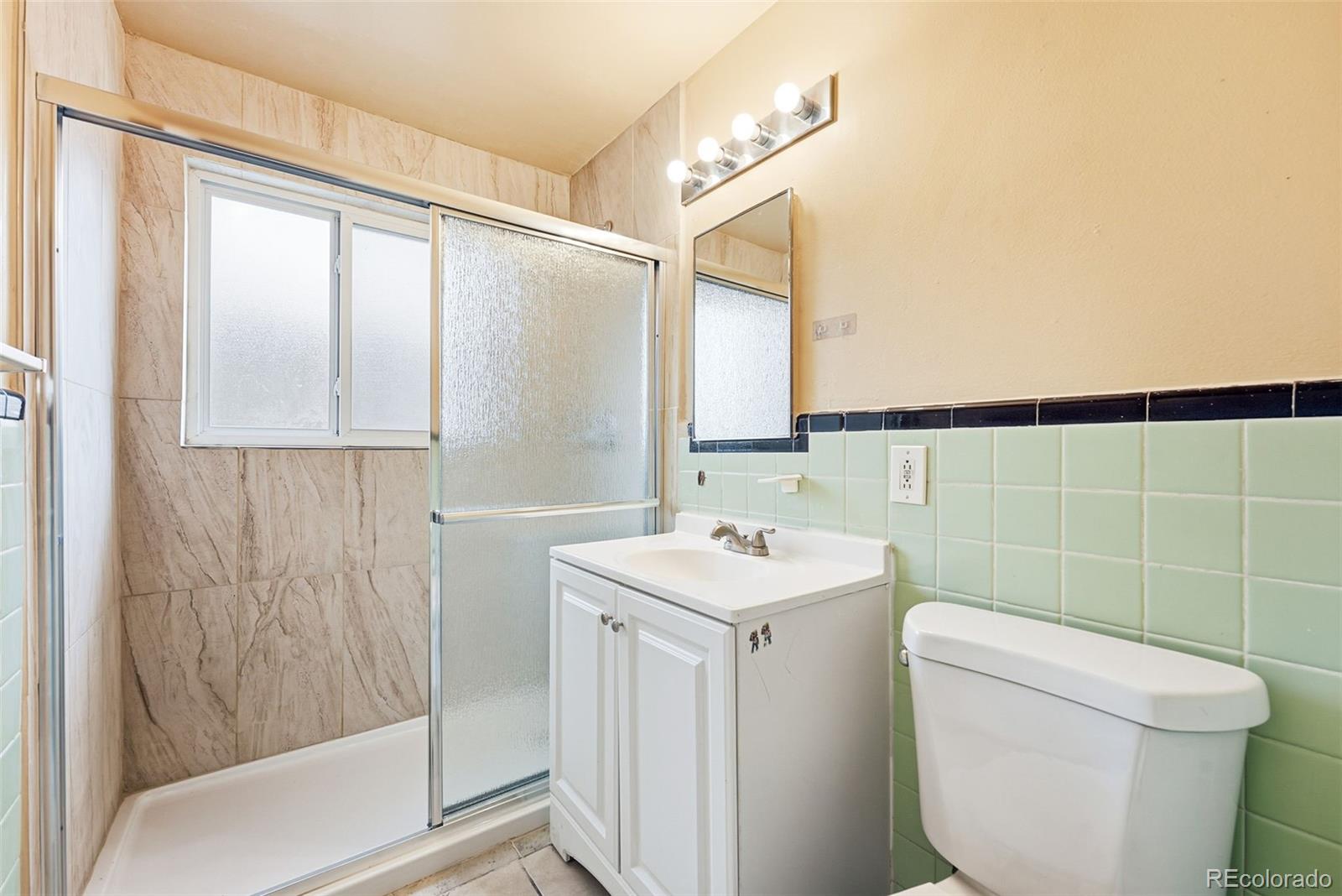 MLS Image #16 for 1717  clinton street,aurora, Colorado