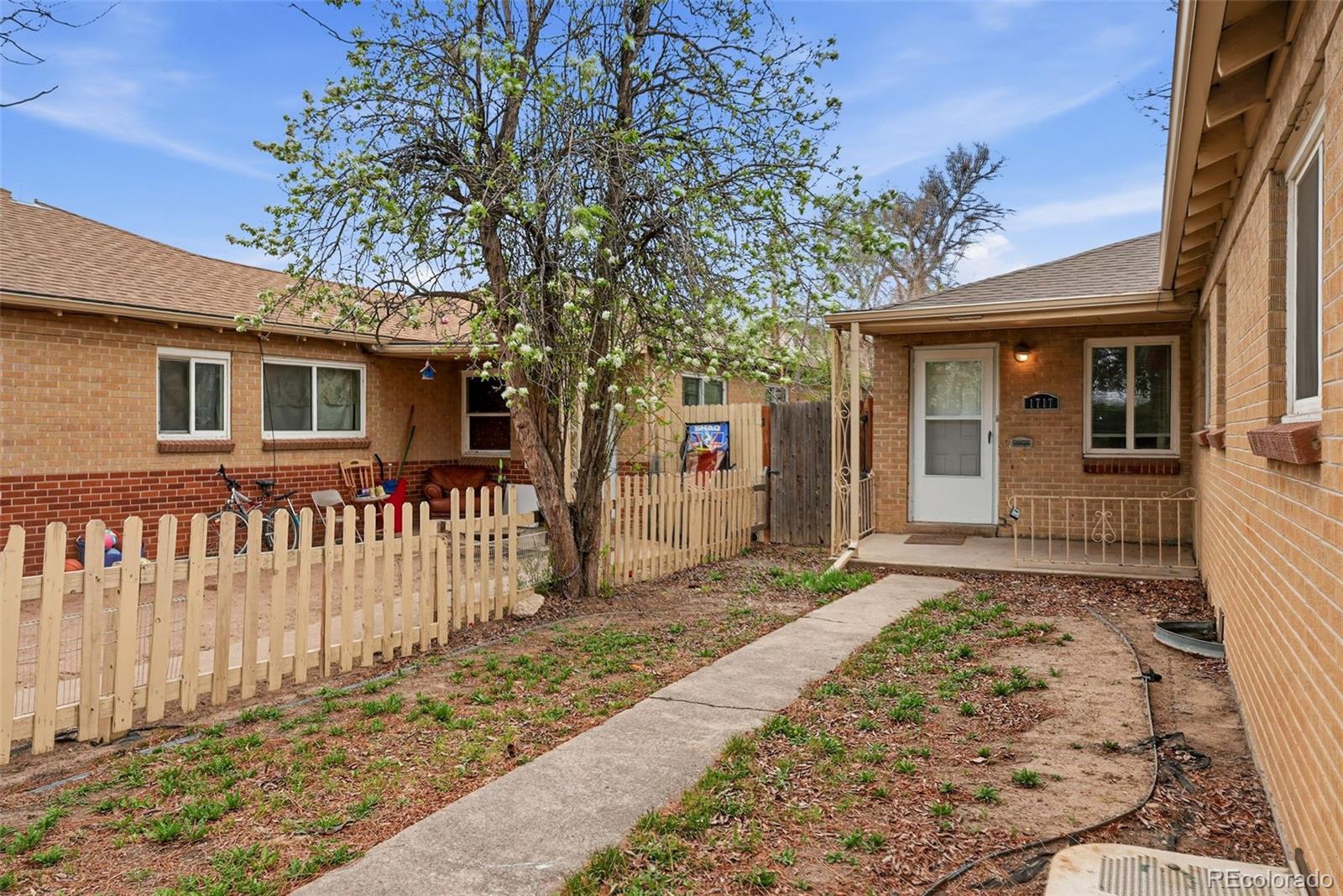 MLS Image #2 for 1717  clinton street,aurora, Colorado