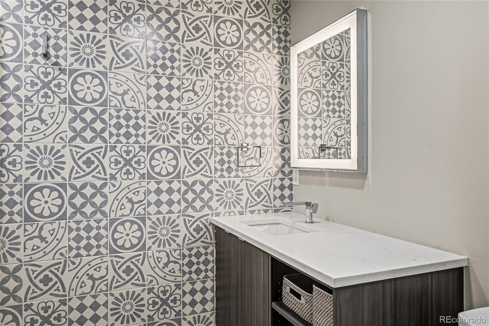 MLS Image #42 for 2483 w caithness place,denver, Colorado