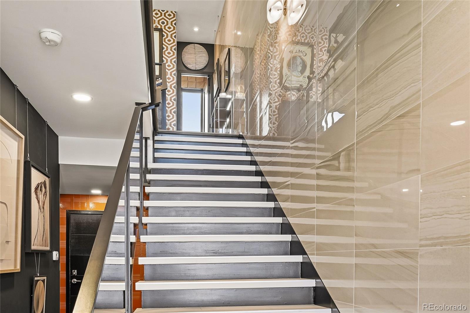 MLS Image #8 for 2483 w caithness place,denver, Colorado