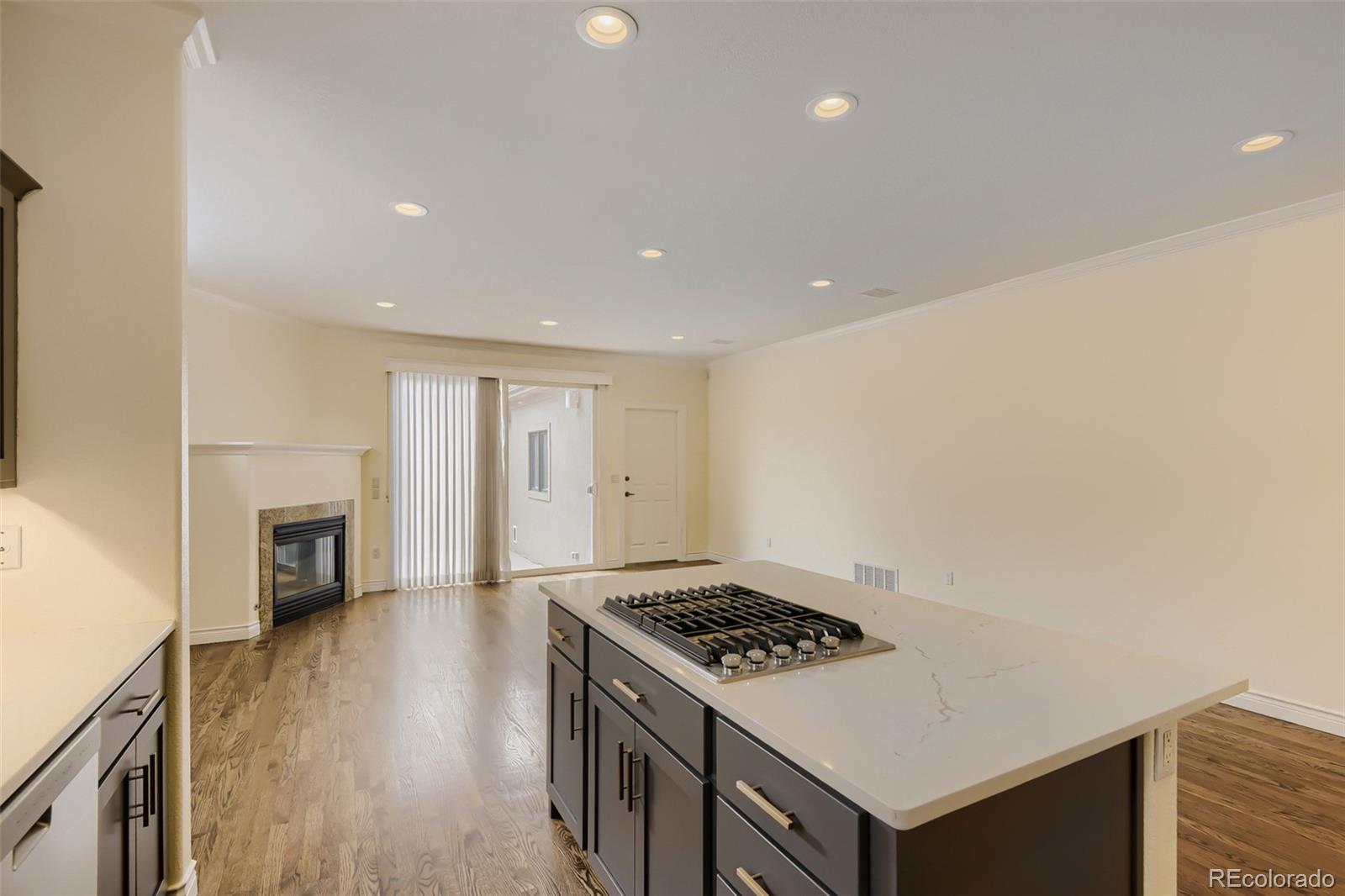 MLS Image #16 for 268 s garfield street,denver, Colorado