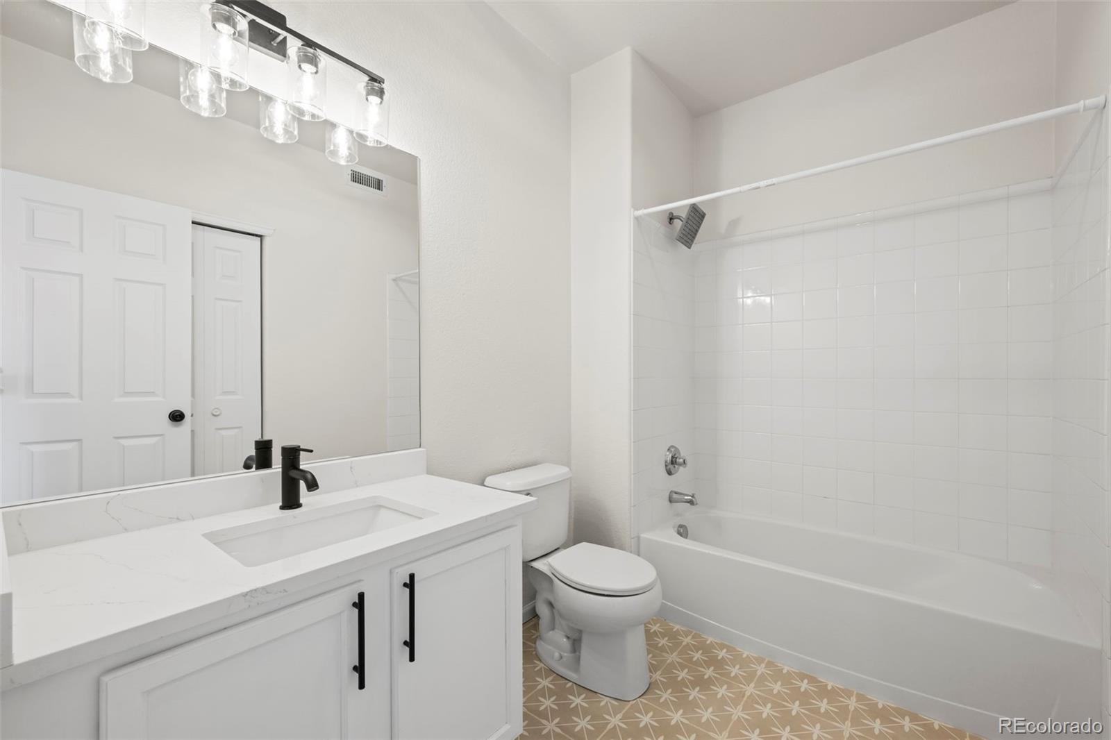 MLS Image #18 for 4451 s ammons street,littleton, Colorado