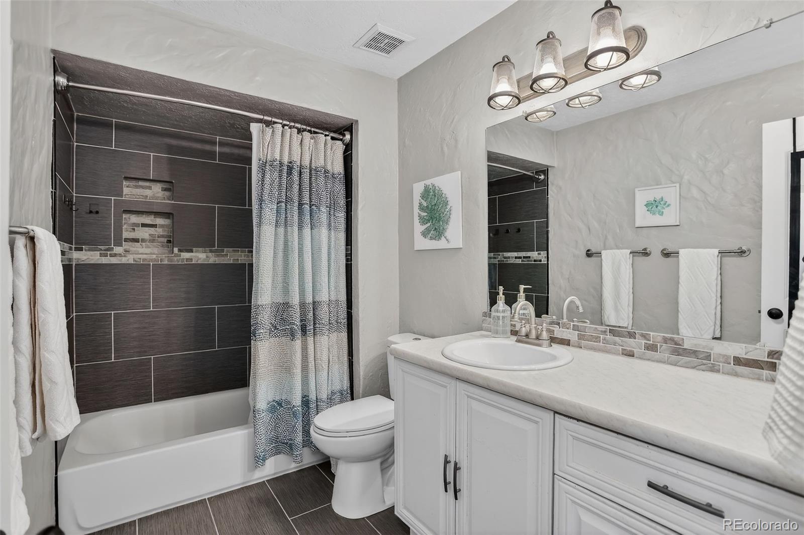 MLS Image #12 for 1830  newland court,lakewood, Colorado