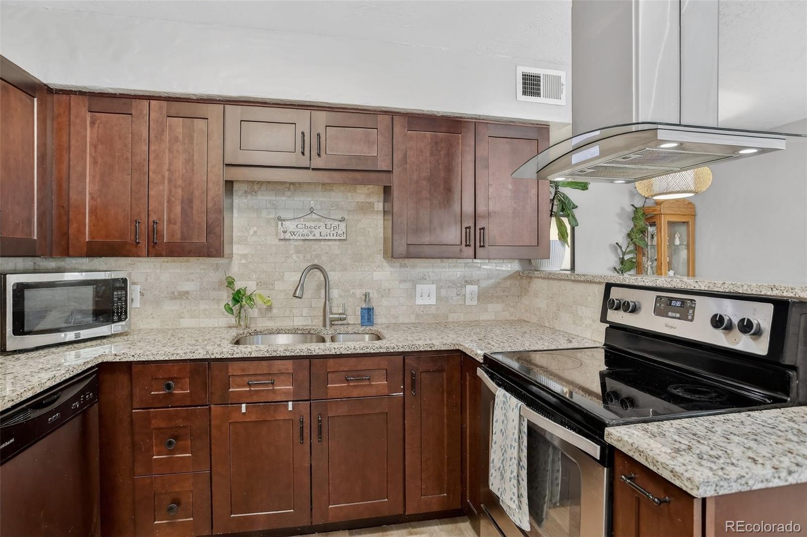 MLS Image #4 for 1830  newland court,lakewood, Colorado