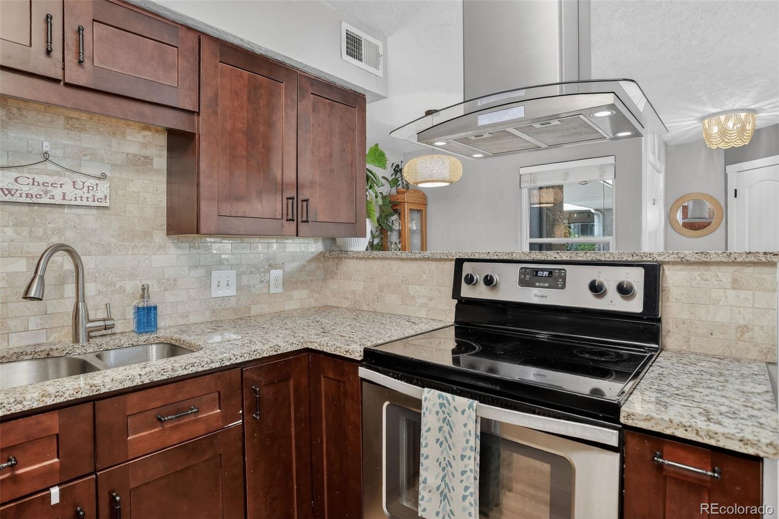 MLS Image #5 for 1830  newland court,lakewood, Colorado