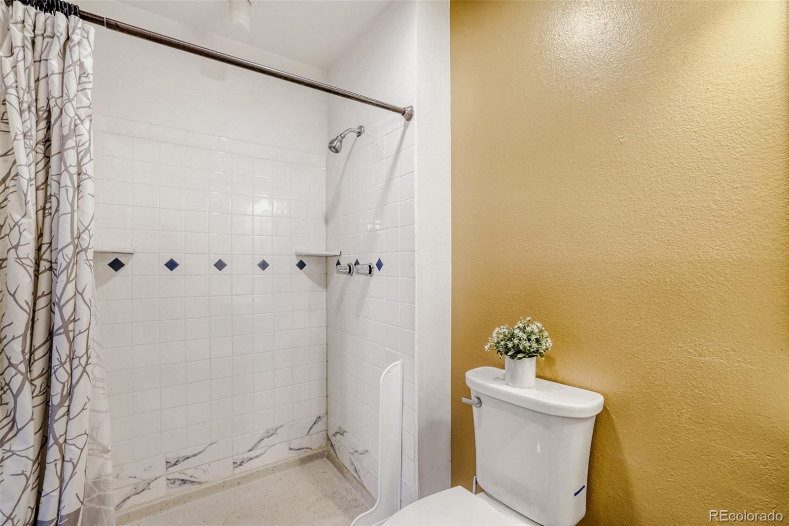 MLS Image #21 for 625 s xenon court ,lakewood, Colorado
