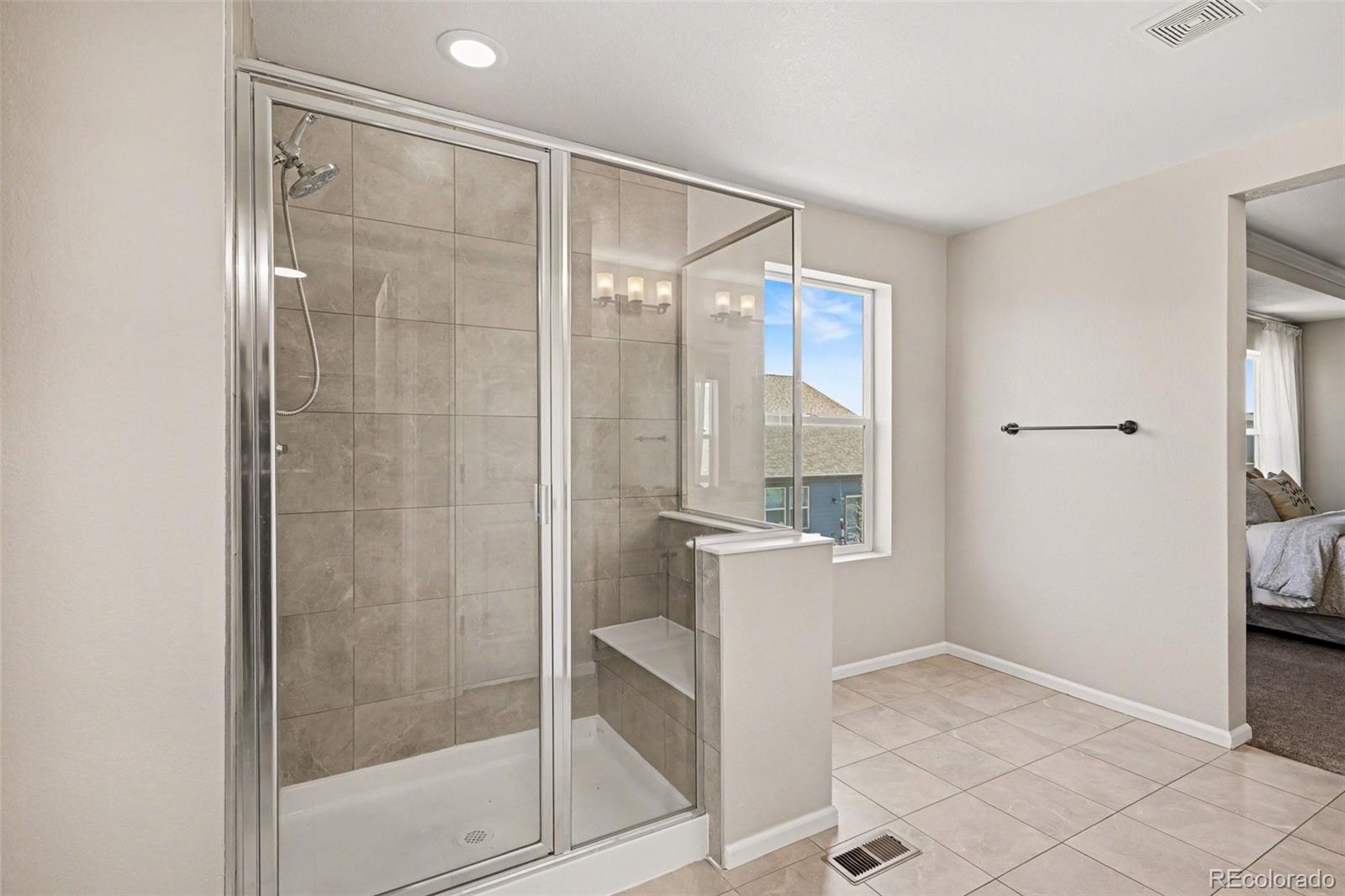 MLS Image #16 for 4726  hannibal street,denver, Colorado