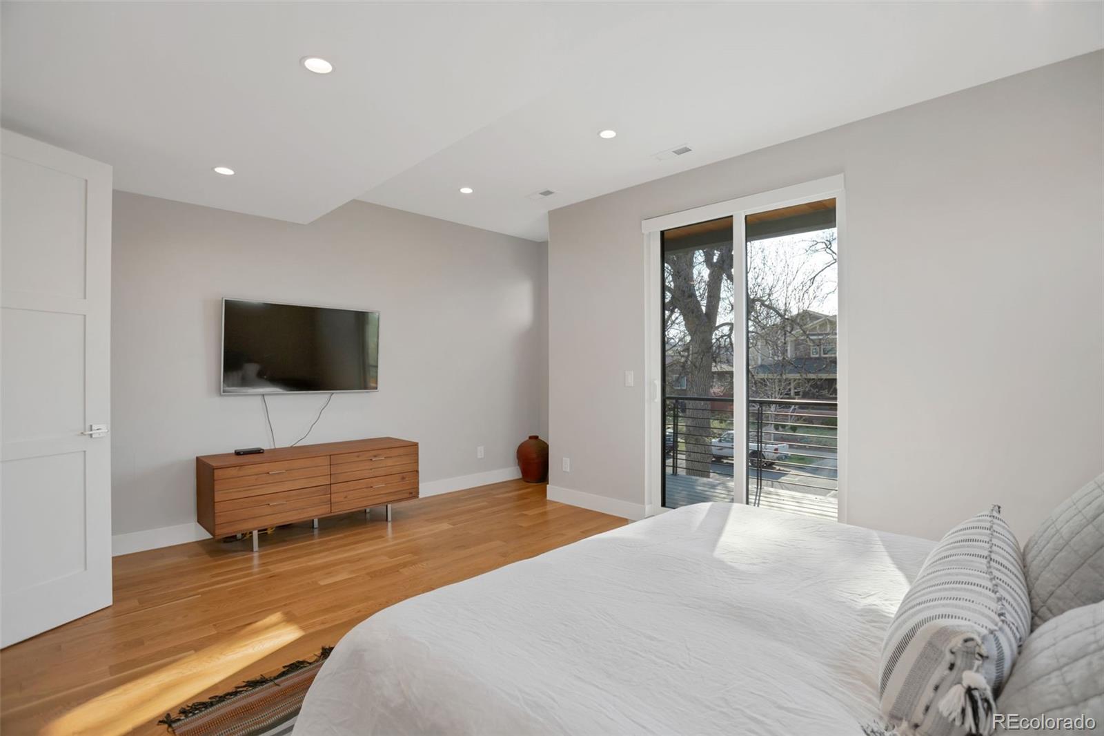 MLS Image #12 for 3644  vallejo street,denver, Colorado