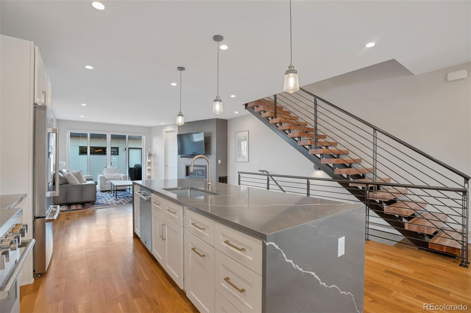 MLS Image #4 for 3644  vallejo street,denver, Colorado