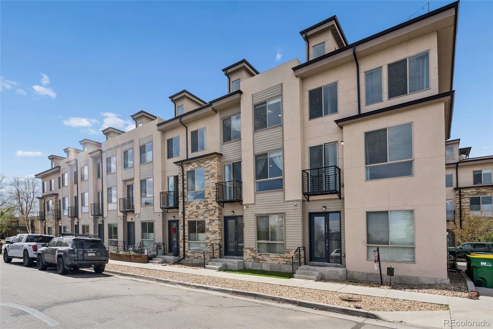 MLS Image #1 for 1935  eaton street ,lakewood, Colorado