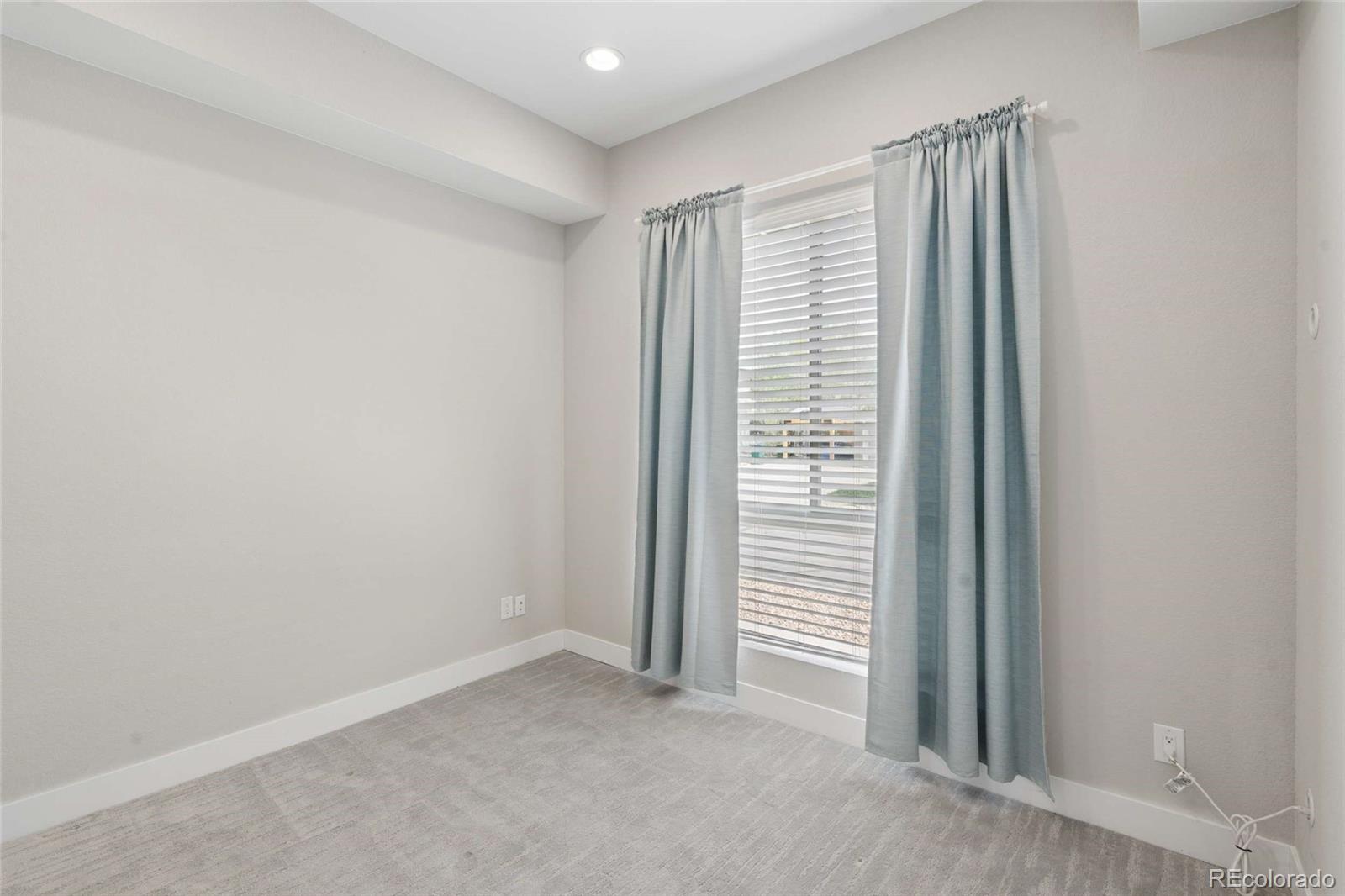 MLS Image #15 for 1935  eaton street ,lakewood, Colorado