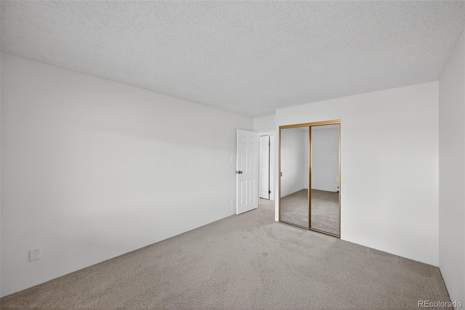 MLS Image #16 for 2868 s heather gardens way,aurora, Colorado