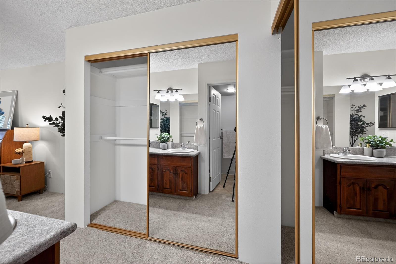 MLS Image #17 for 2868 s heather gardens way,aurora, Colorado