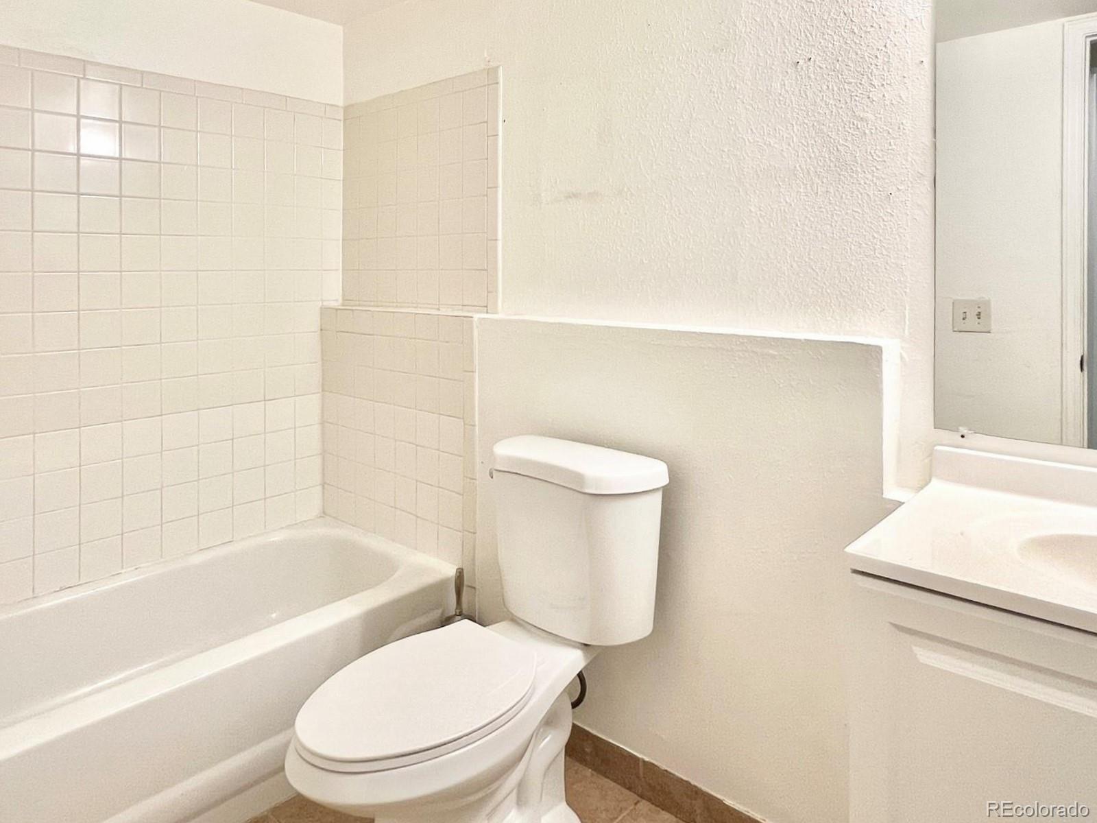 MLS Image #13 for 14590 e 2nd avenue 101b,aurora, Colorado