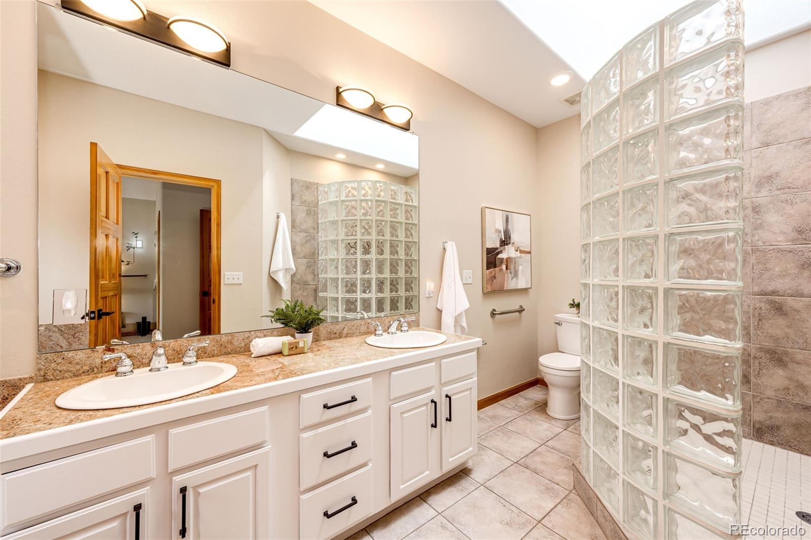 MLS Image #18 for 404 e lake place,centennial, Colorado