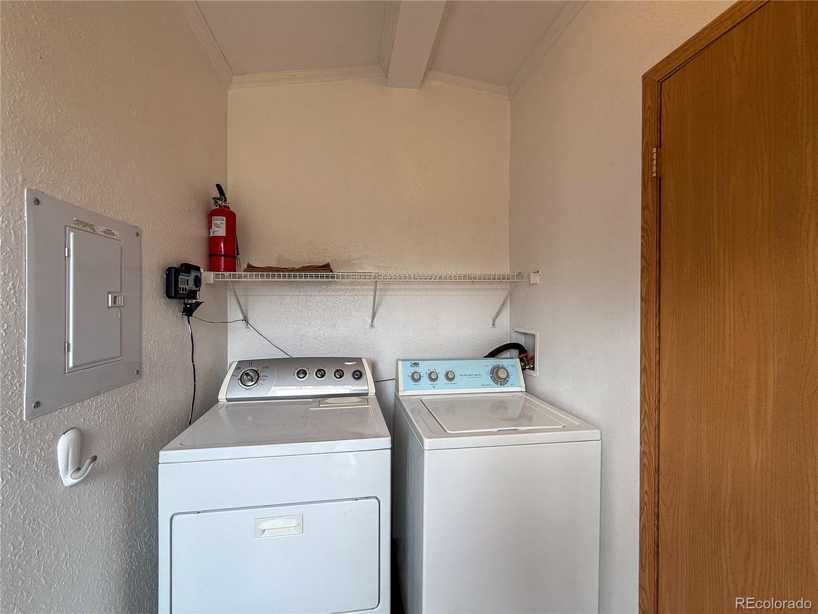 MLS Image #7 for 337  vine street,burlington, Colorado