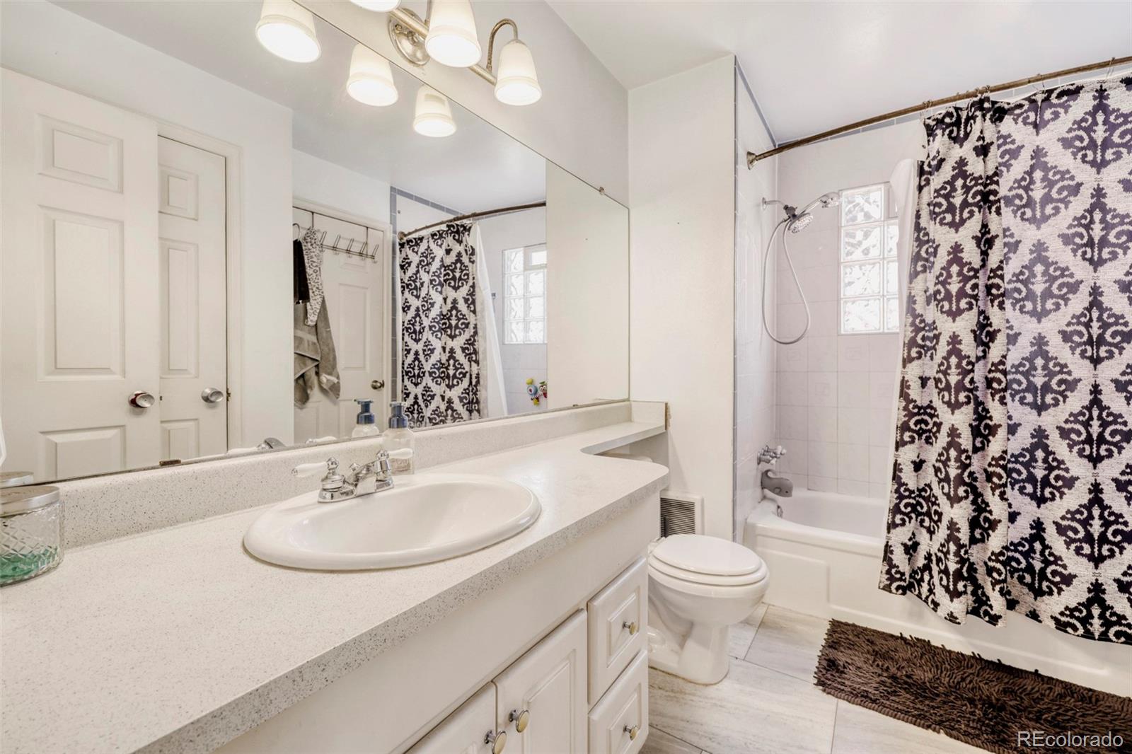 MLS Image #14 for 10940  dahlia way,thornton, Colorado
