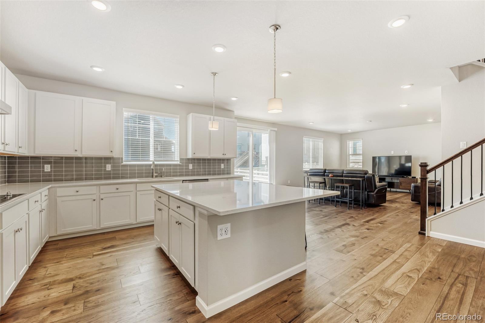 MLS Image #10 for 27942 e glasgow place,aurora, Colorado