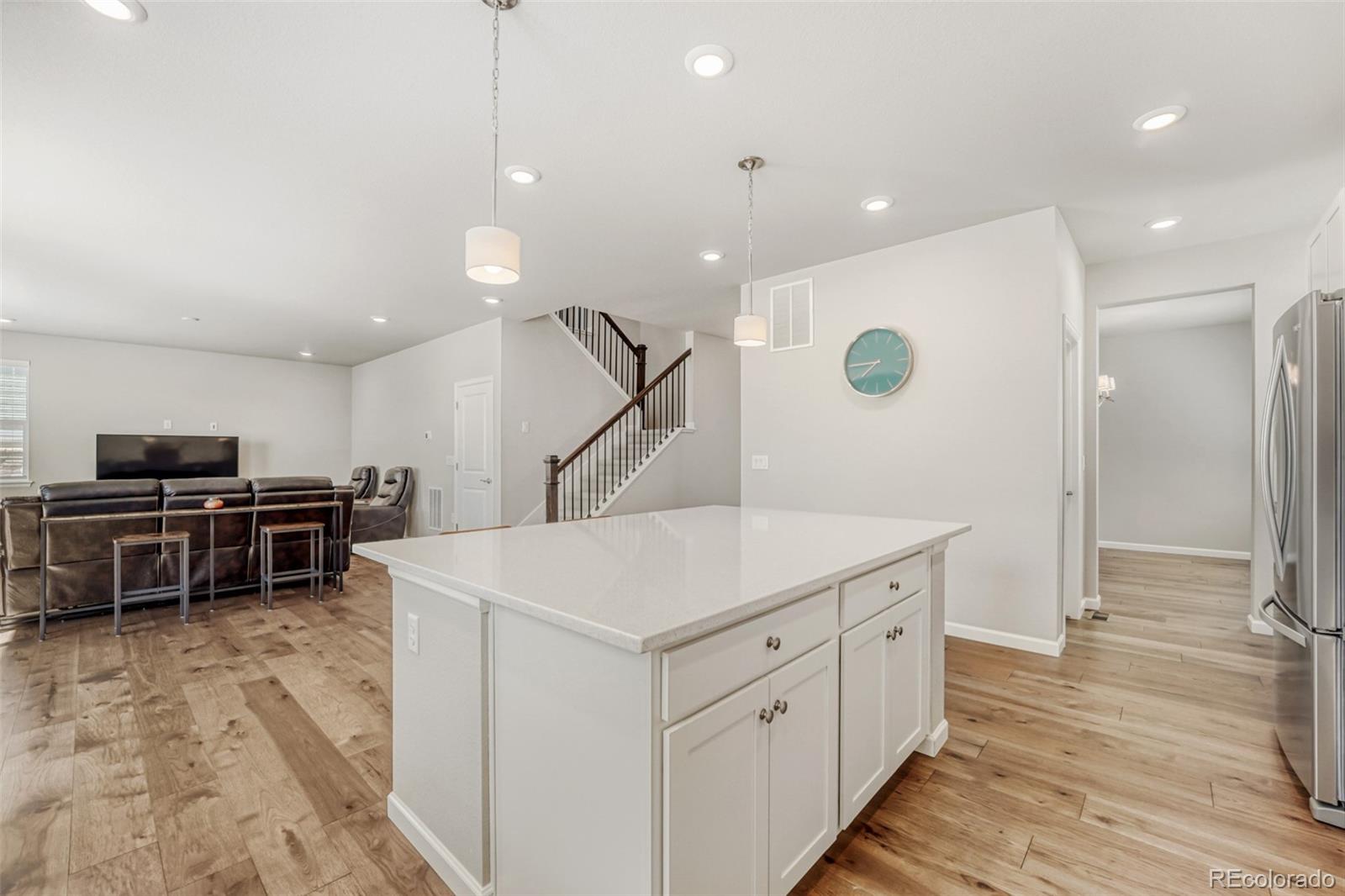 MLS Image #11 for 27942 e glasgow place,aurora, Colorado