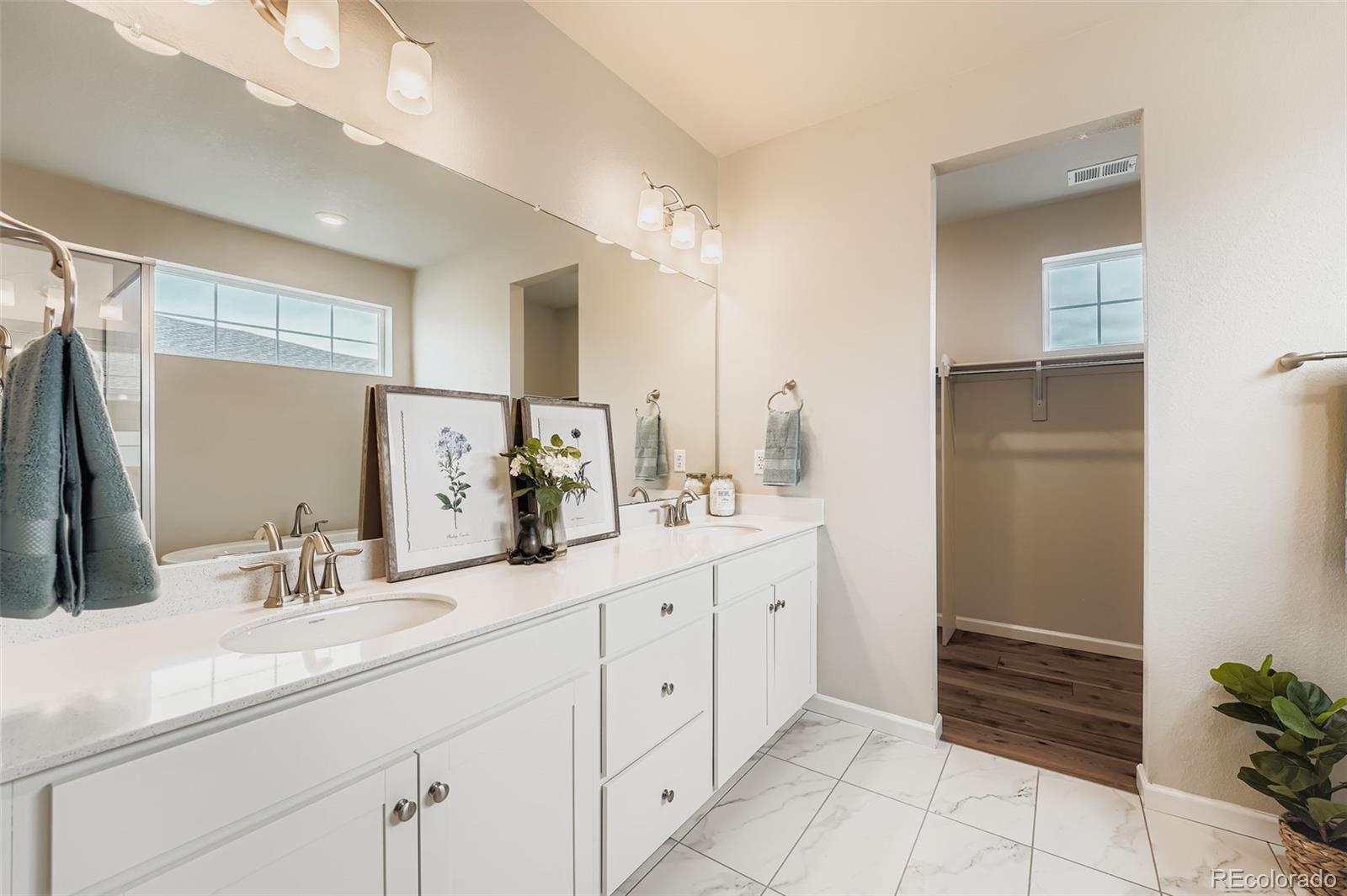 MLS Image #20 for 27942 e glasgow place,aurora, Colorado