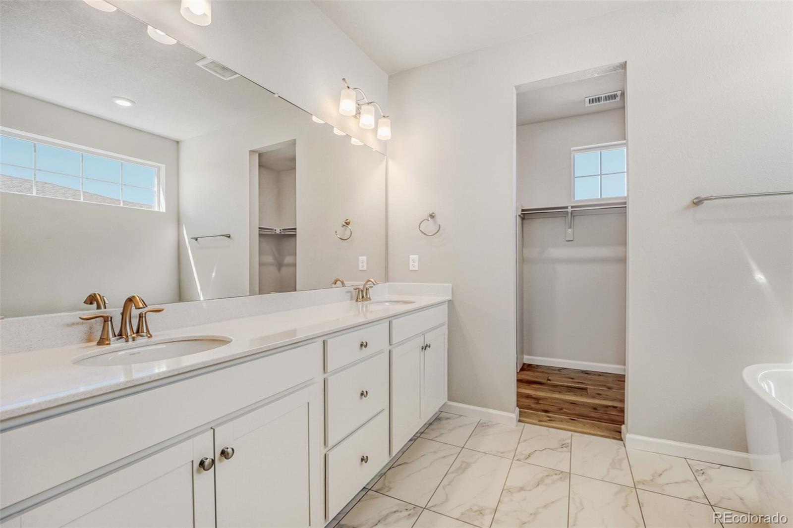 MLS Image #22 for 27942 e glasgow place,aurora, Colorado