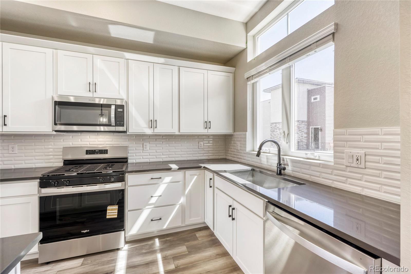MLS Image #11 for 15558 w washburn avenue,lakewood, Colorado