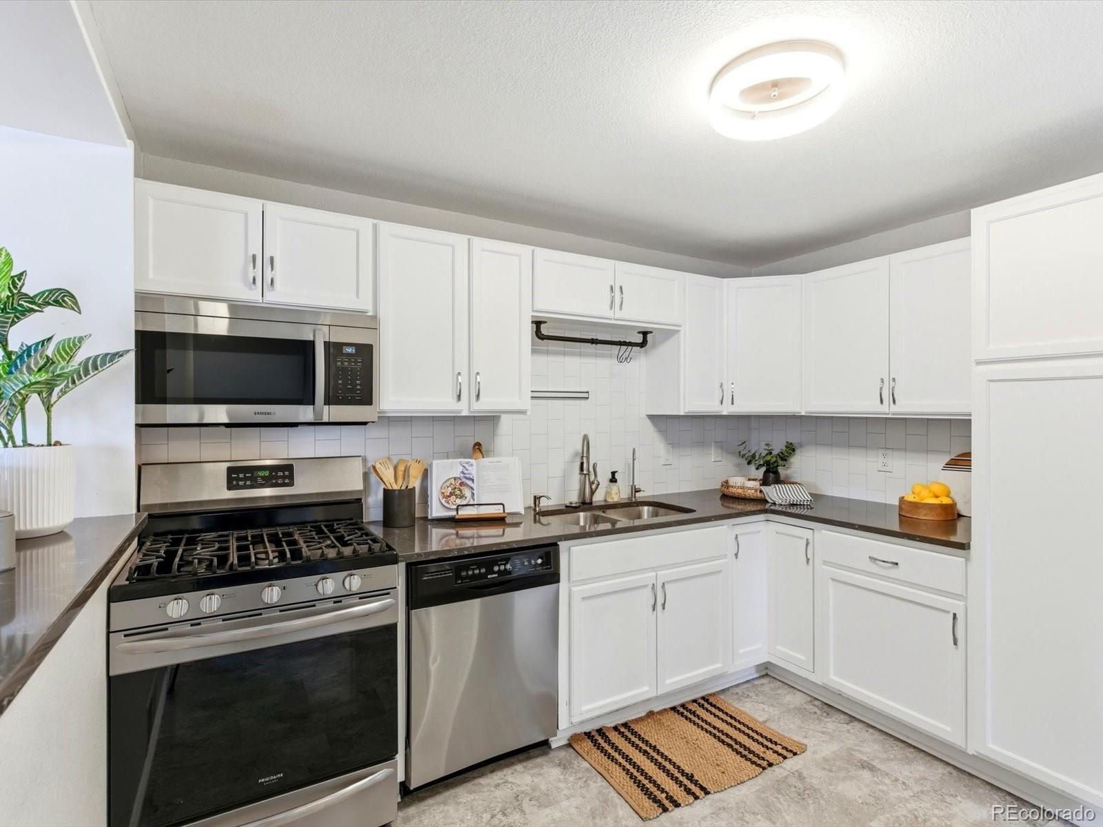 MLS Image #8 for 2746 s irving street,denver, Colorado