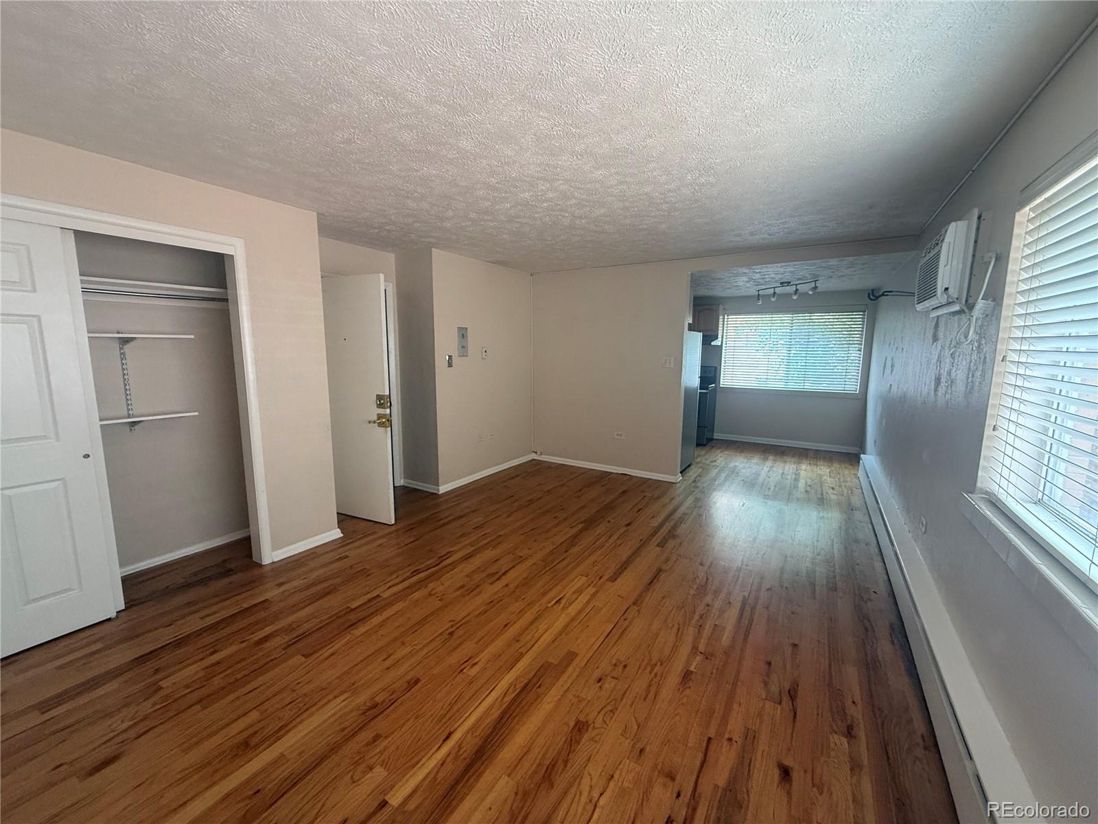 MLS Image #24 for 1063 n clarkson street,denver, Colorado