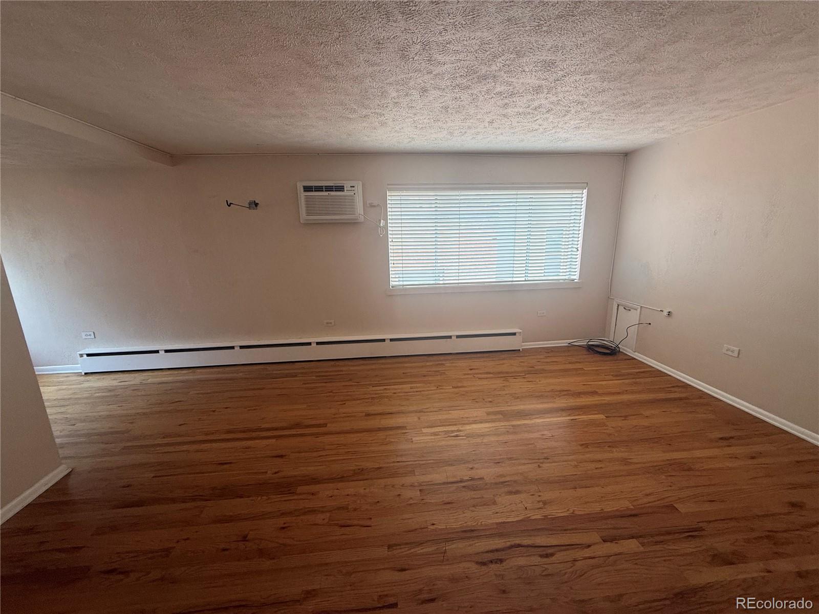 MLS Image #30 for 1063 n clarkson street,denver, Colorado