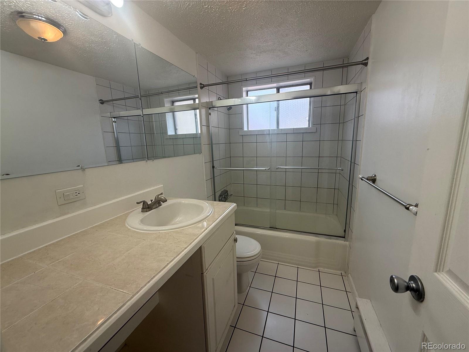 MLS Image #35 for 1063 n clarkson street,denver, Colorado