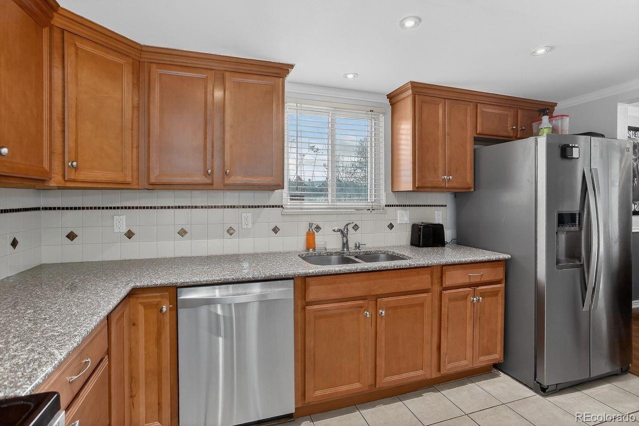 MLS Image #13 for 13967 e oxford place,aurora, Colorado