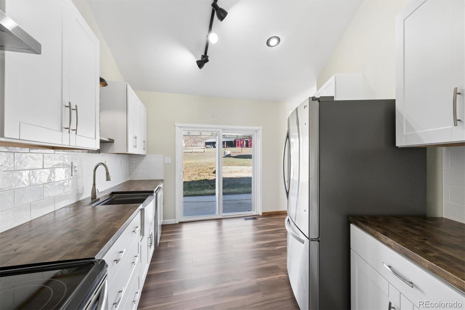 MLS Image #10 for 13805 w 82nd avenue,arvada, Colorado