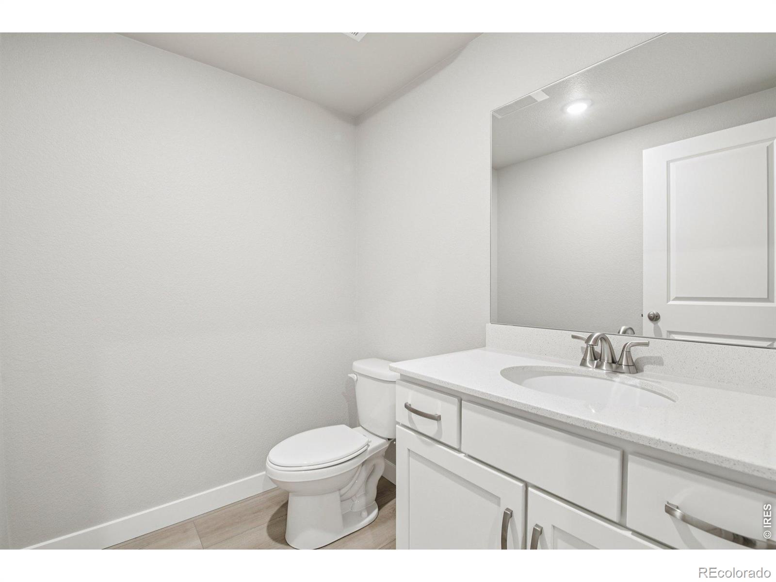 MLS Image #14 for 410  high point drive,longmont, Colorado
