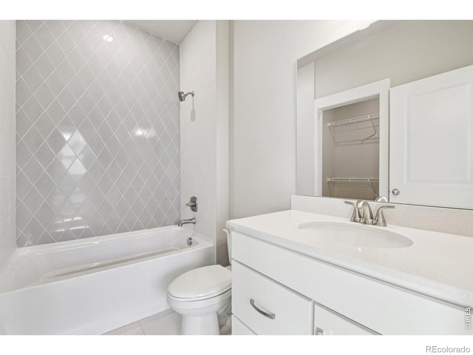 MLS Image #18 for 410  high point drive,longmont, Colorado