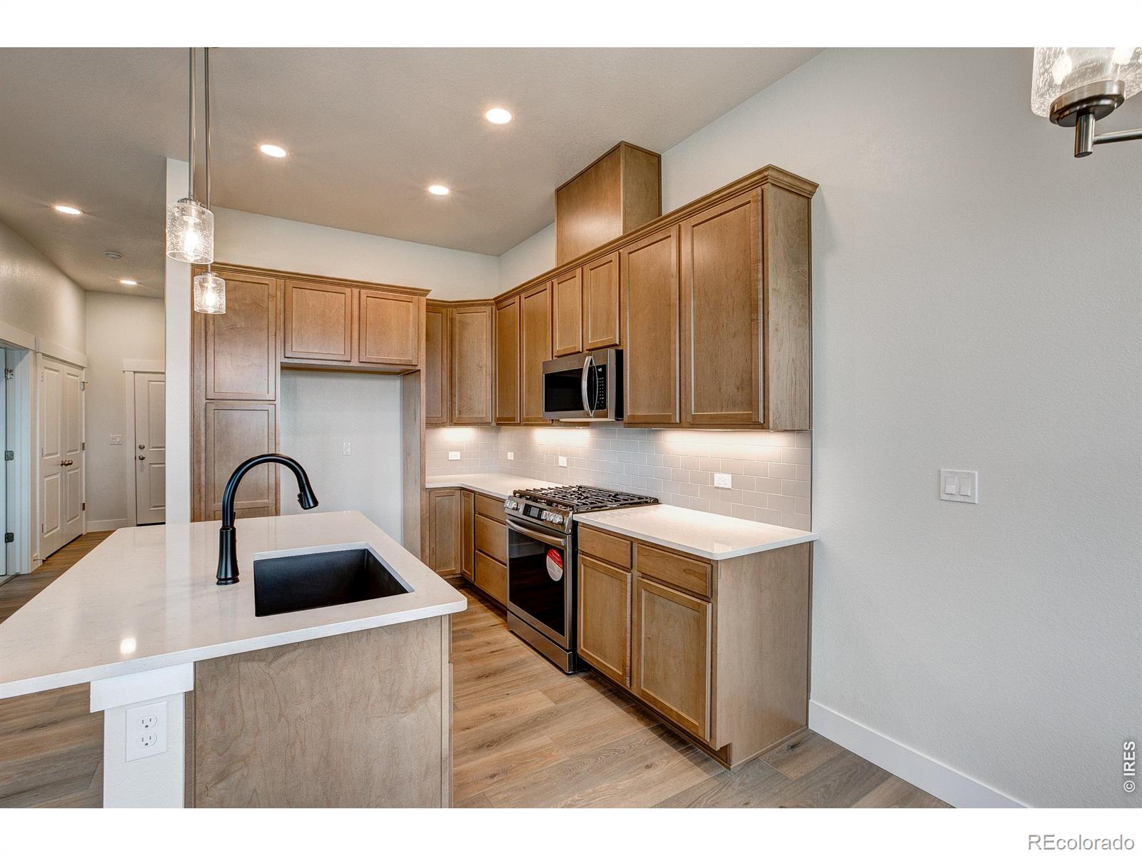 MLS Image #11 for 4204  trapper lake drive,loveland, Colorado