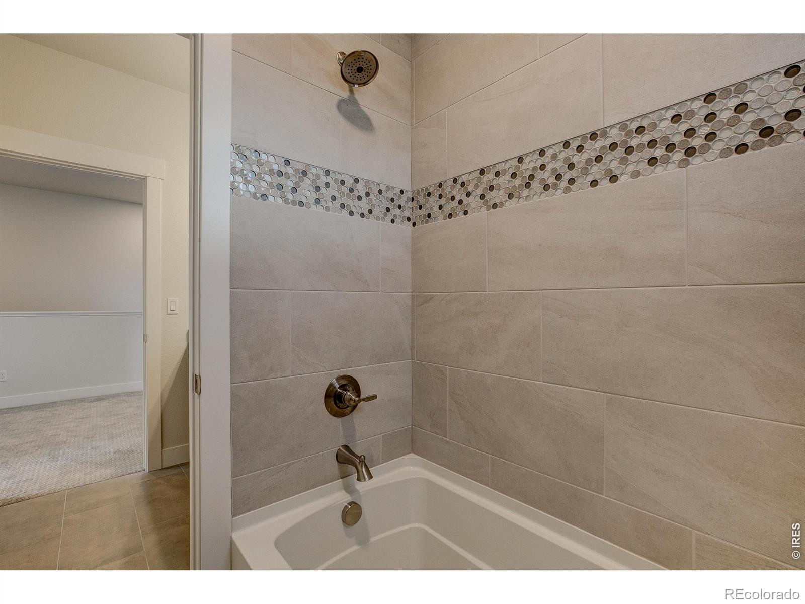 MLS Image #28 for 4204  trapper lake drive,loveland, Colorado