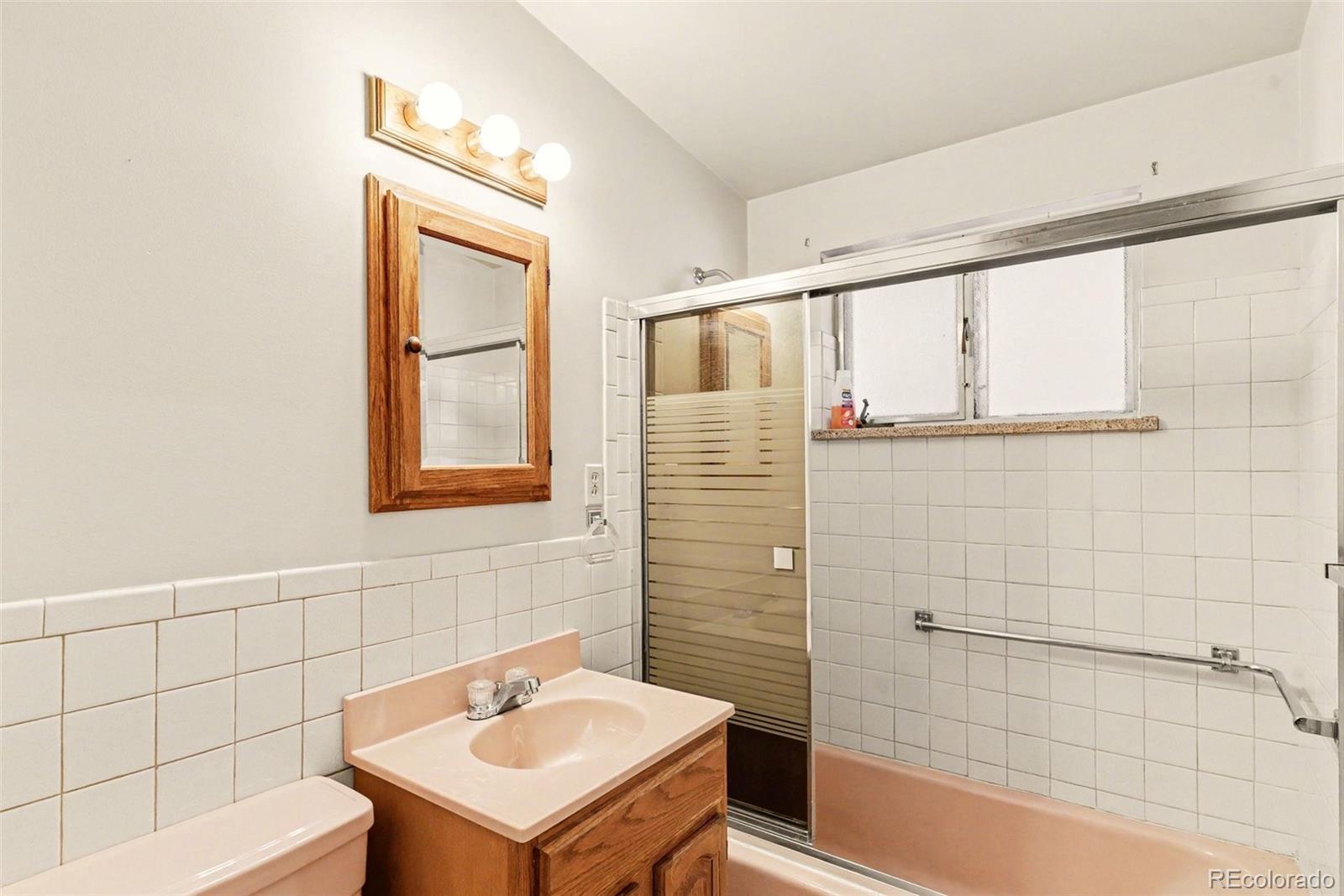 MLS Image #10 for 1018 s krameria street,denver, Colorado