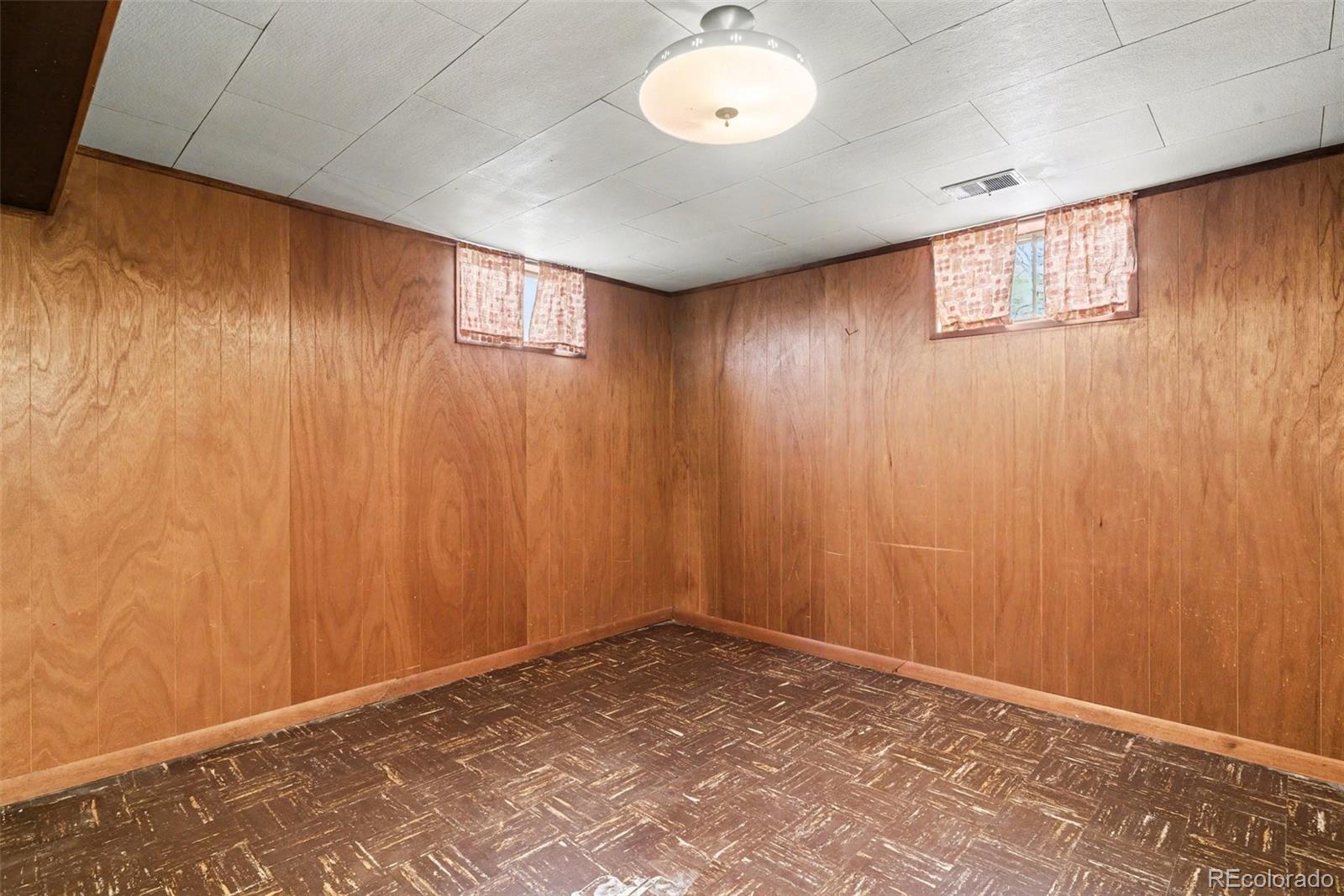 MLS Image #17 for 1018 s krameria street,denver, Colorado