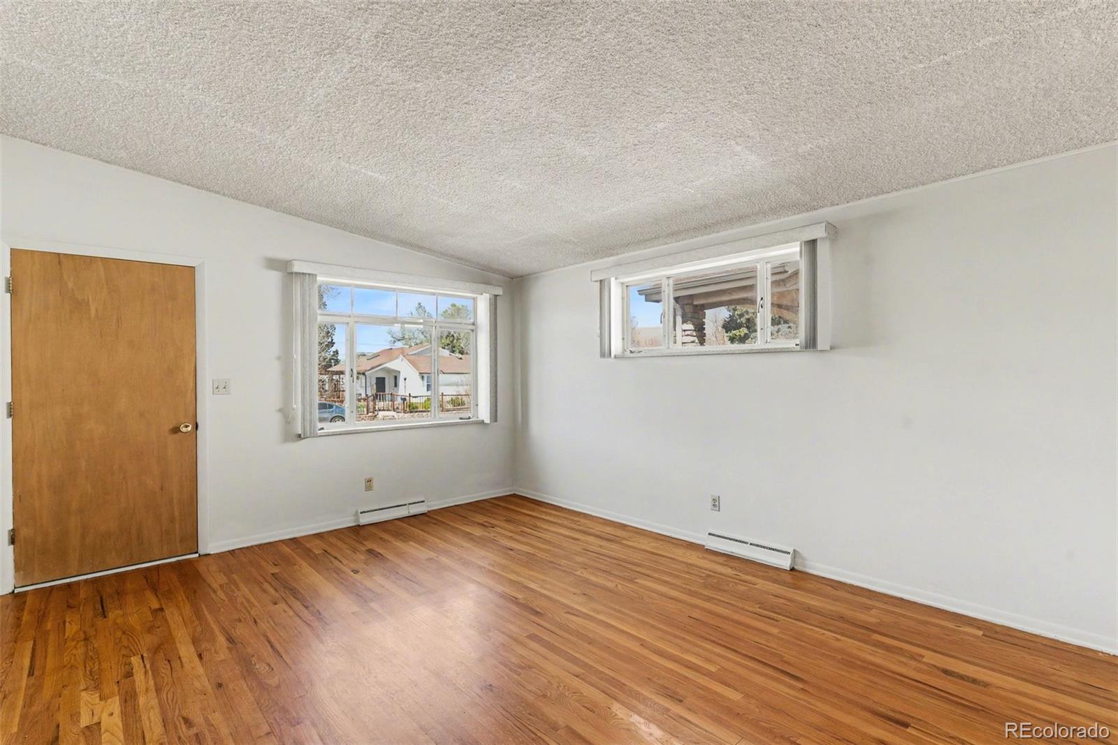 MLS Image #2 for 1018 s krameria street,denver, Colorado