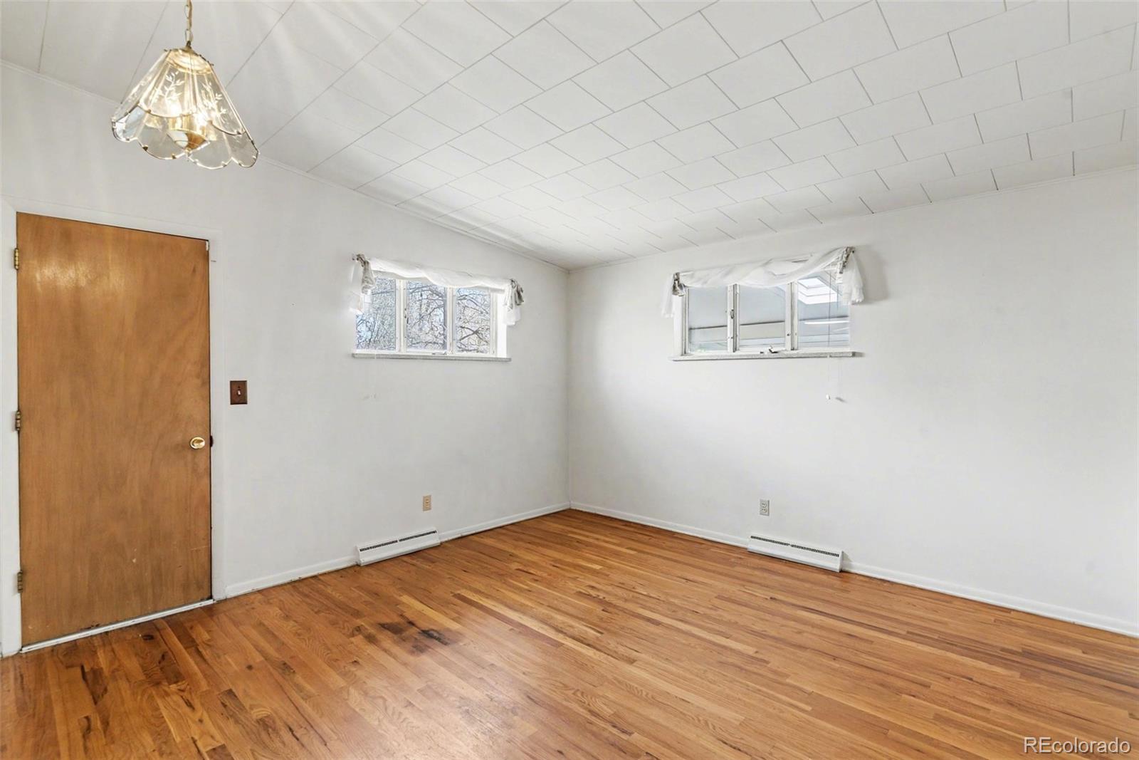 MLS Image #9 for 1018 s krameria street,denver, Colorado