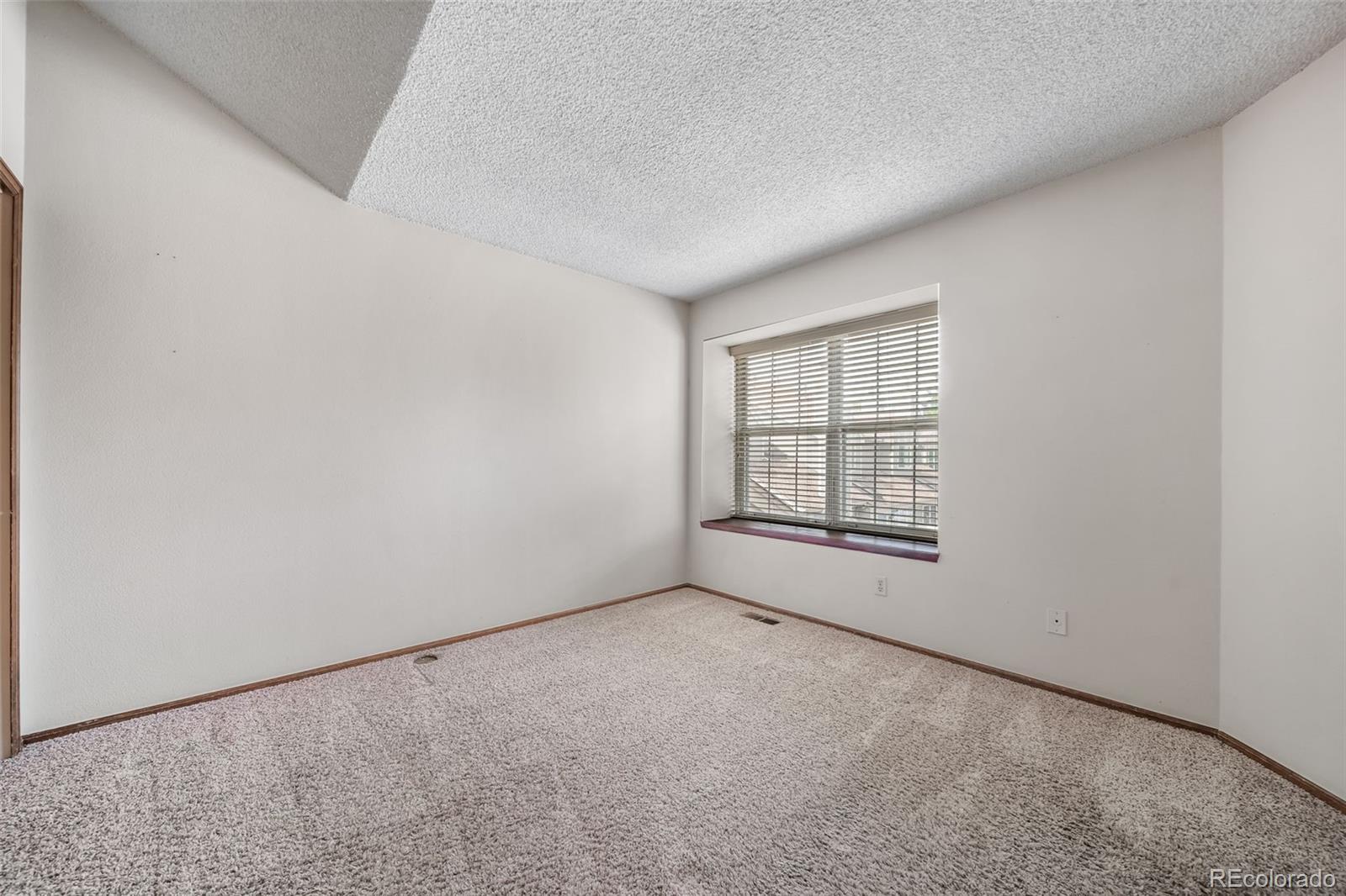 MLS Image #23 for 7370 e florida avenue,denver, Colorado