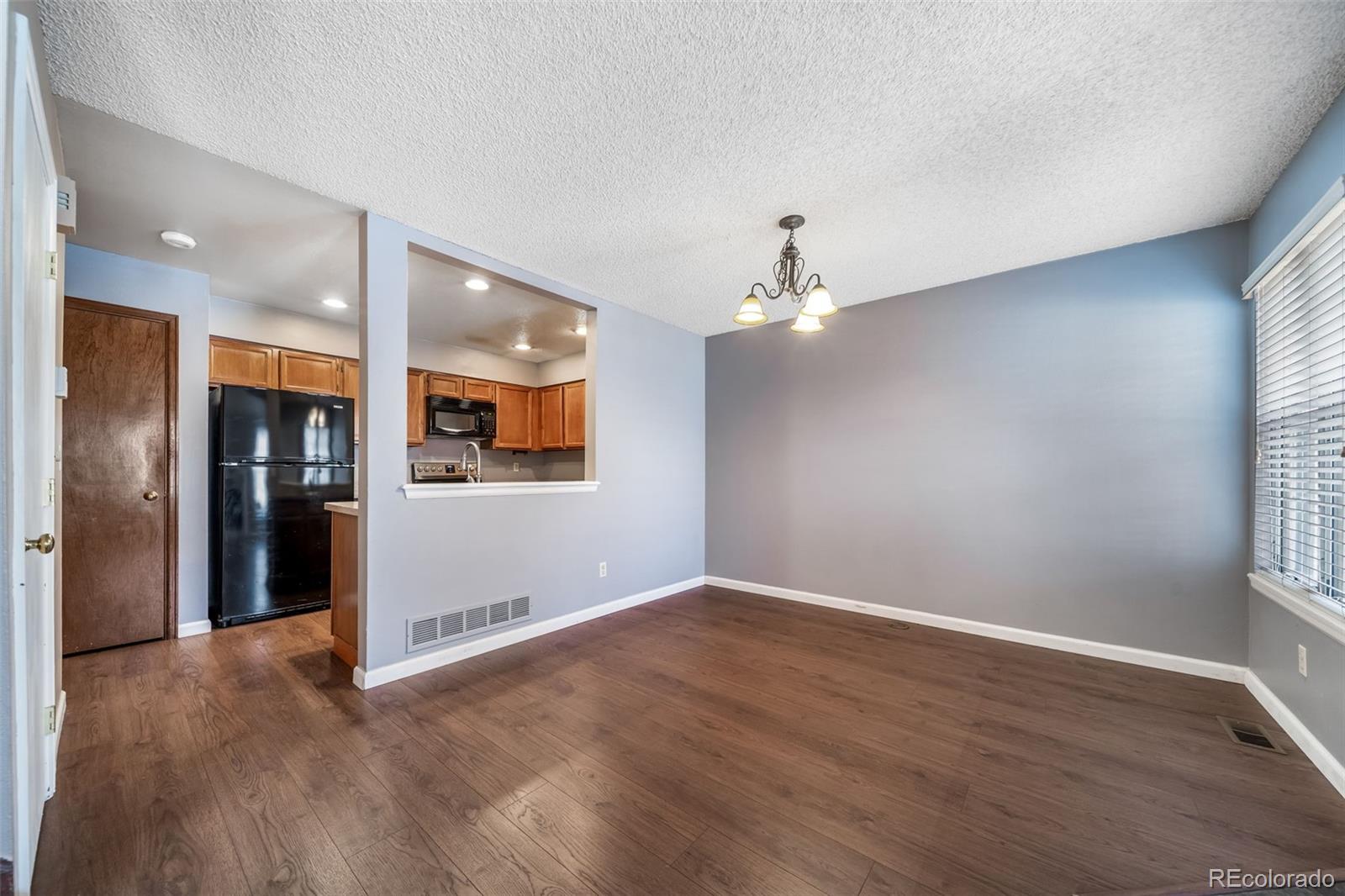 MLS Image #8 for 7370 e florida avenue,denver, Colorado