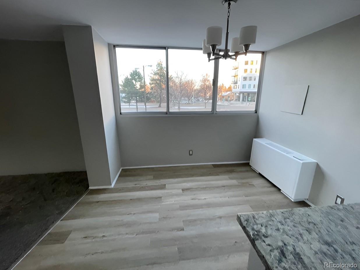 MLS Image #4 for 1155 n ash street,denver, Colorado