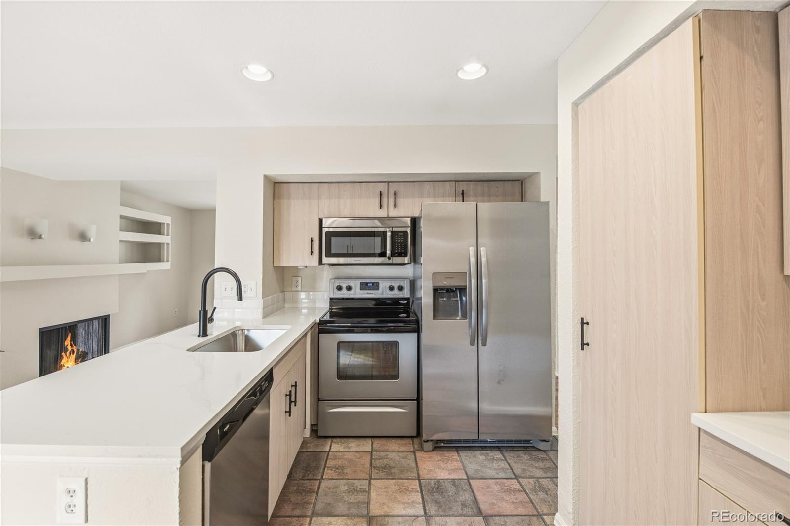 MLS Image #3 for 3873 s fraser street ,aurora, Colorado