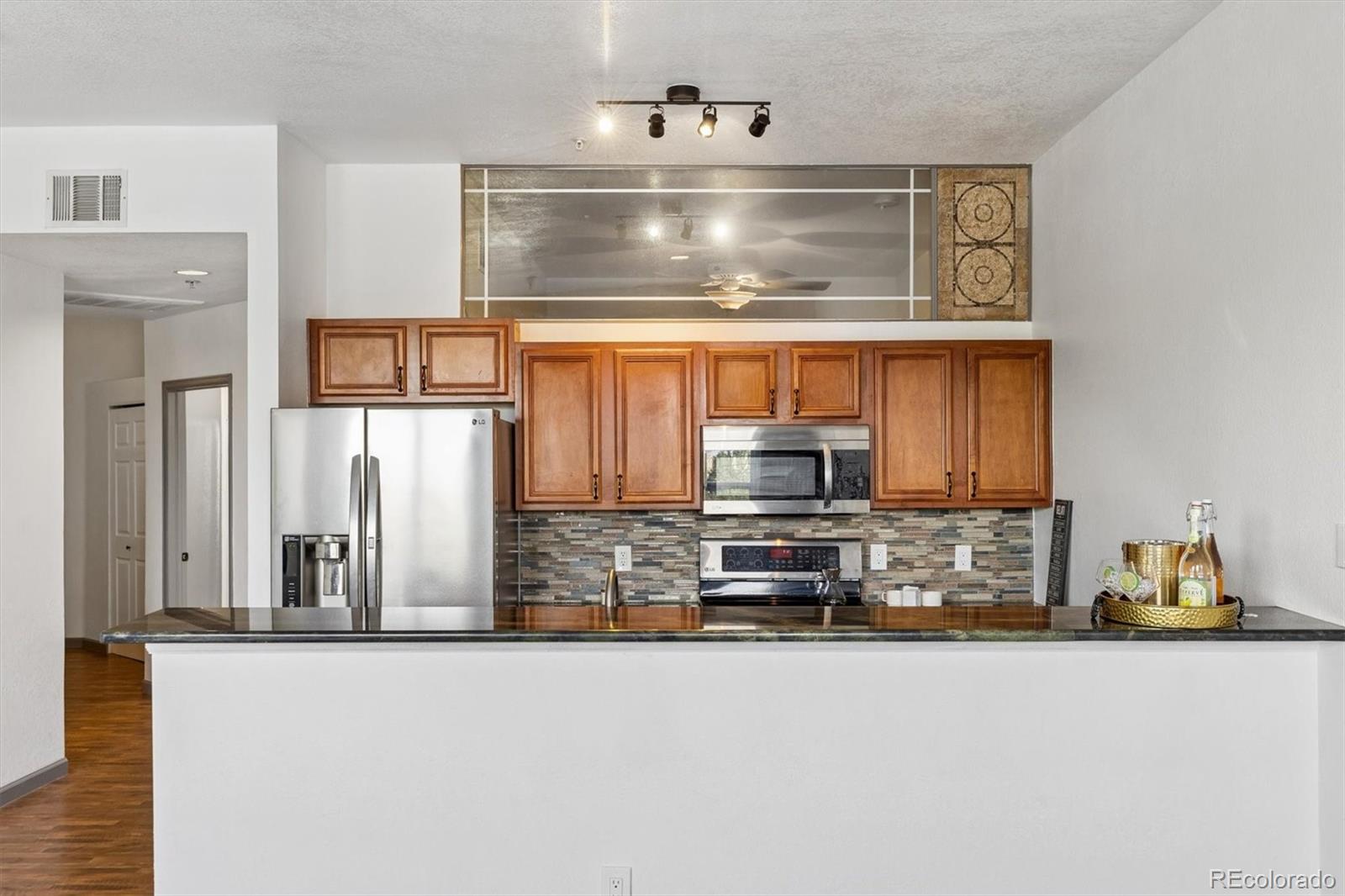 MLS Image #4 for 15475  andrews drive,denver, Colorado
