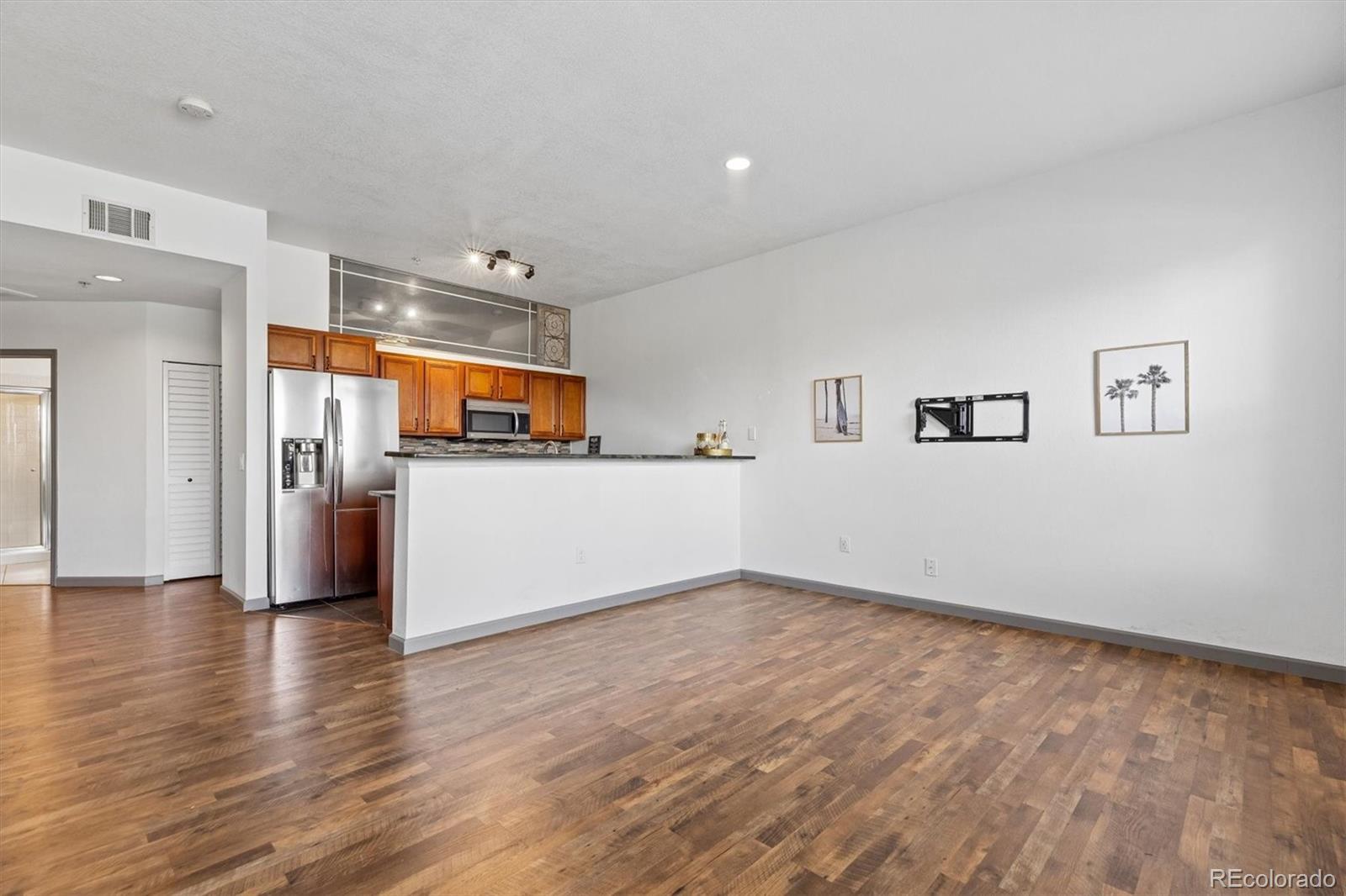 MLS Image #8 for 15475  andrews drive,denver, Colorado